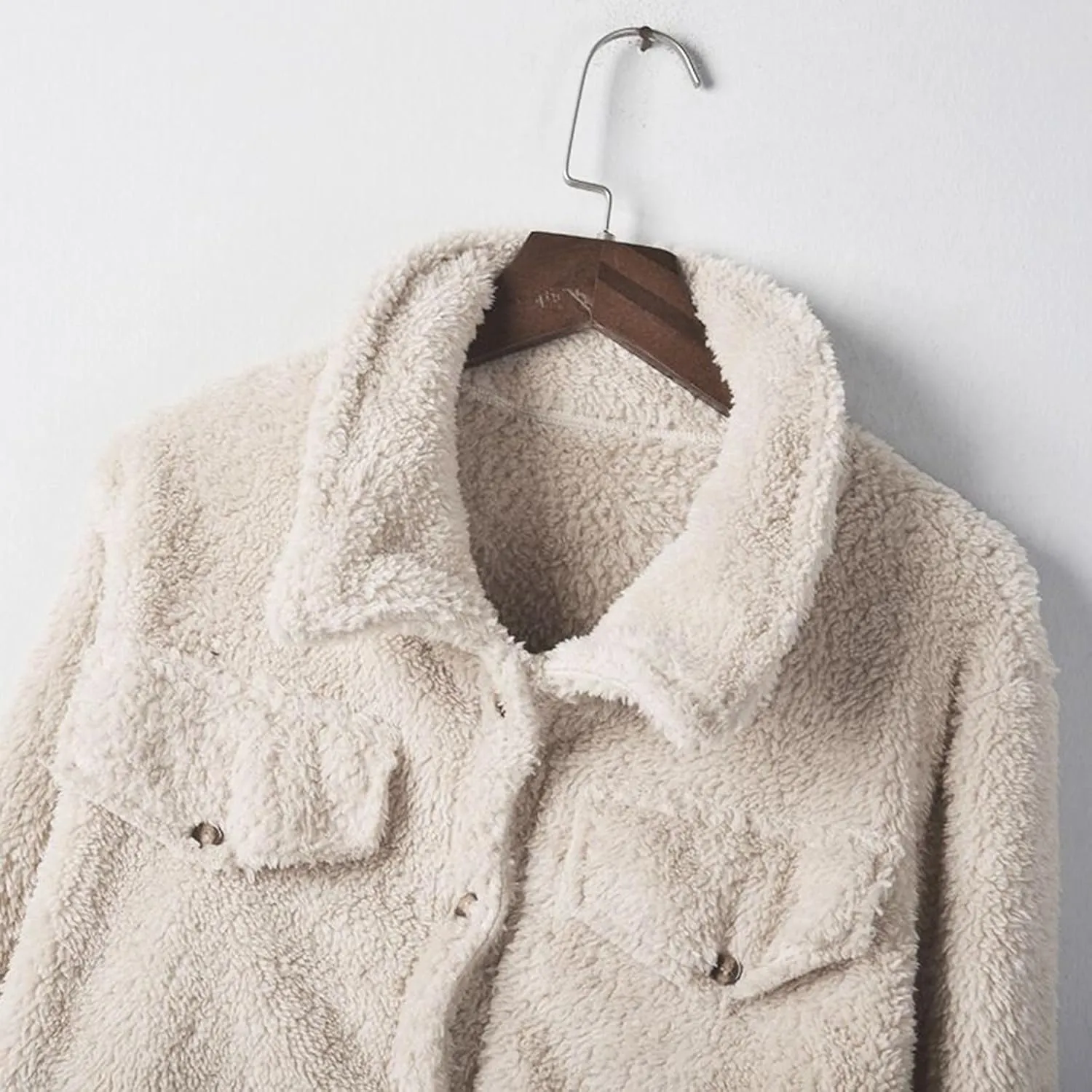 2024 Womens Sherpa Fleece Coats Winter Warm Soft Button Up Woolen Jackets Fuzzy Shacket Plus Size Short Outwear Cardigan