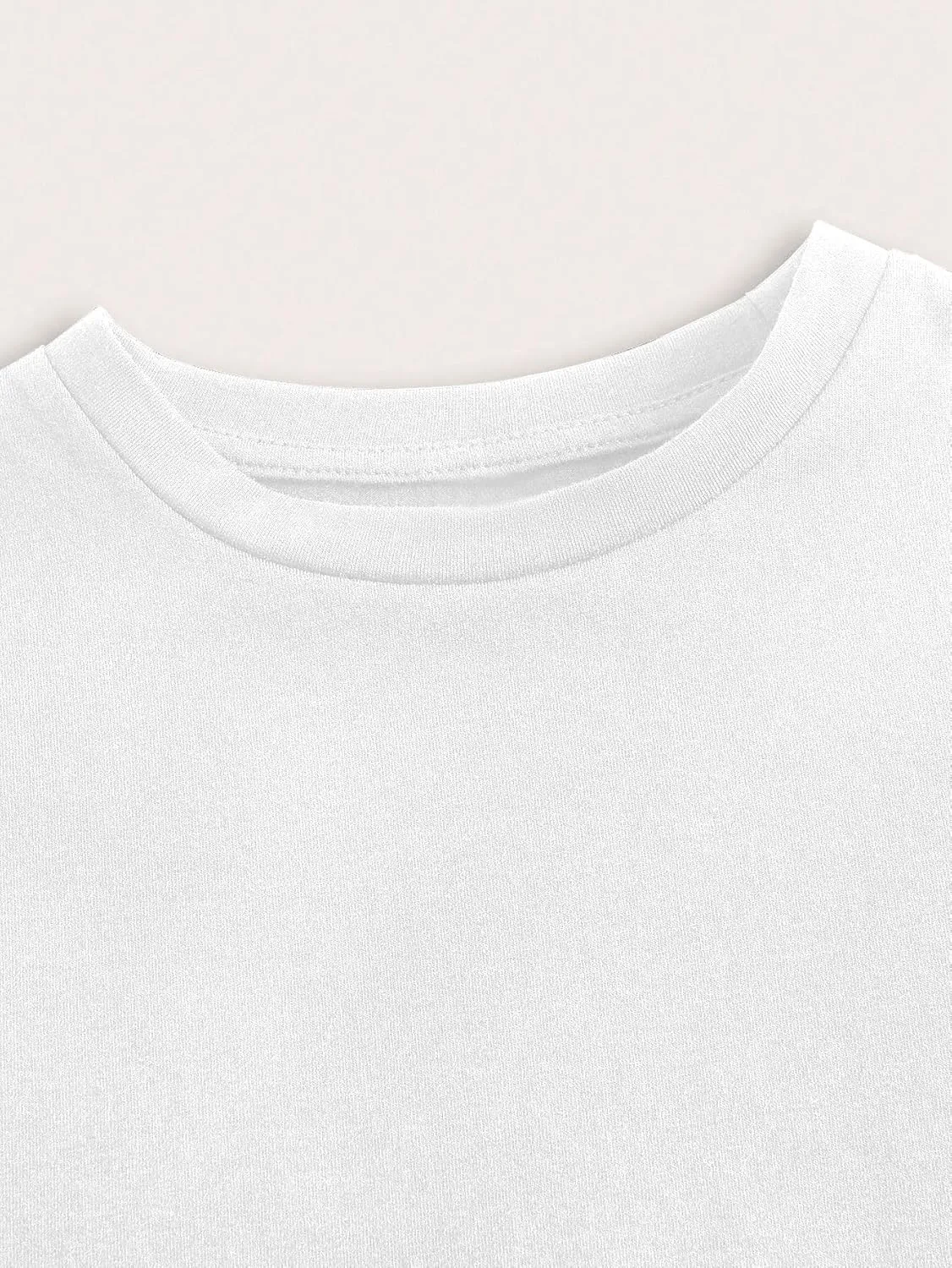 WDIRARA Women's Graphic Lip Print Crop Tee Shirt Round Neck Short Sleeve T-Shirt Slim Fit Top